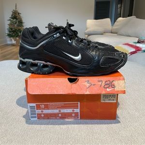 Nike Impact Run 10 Shoes